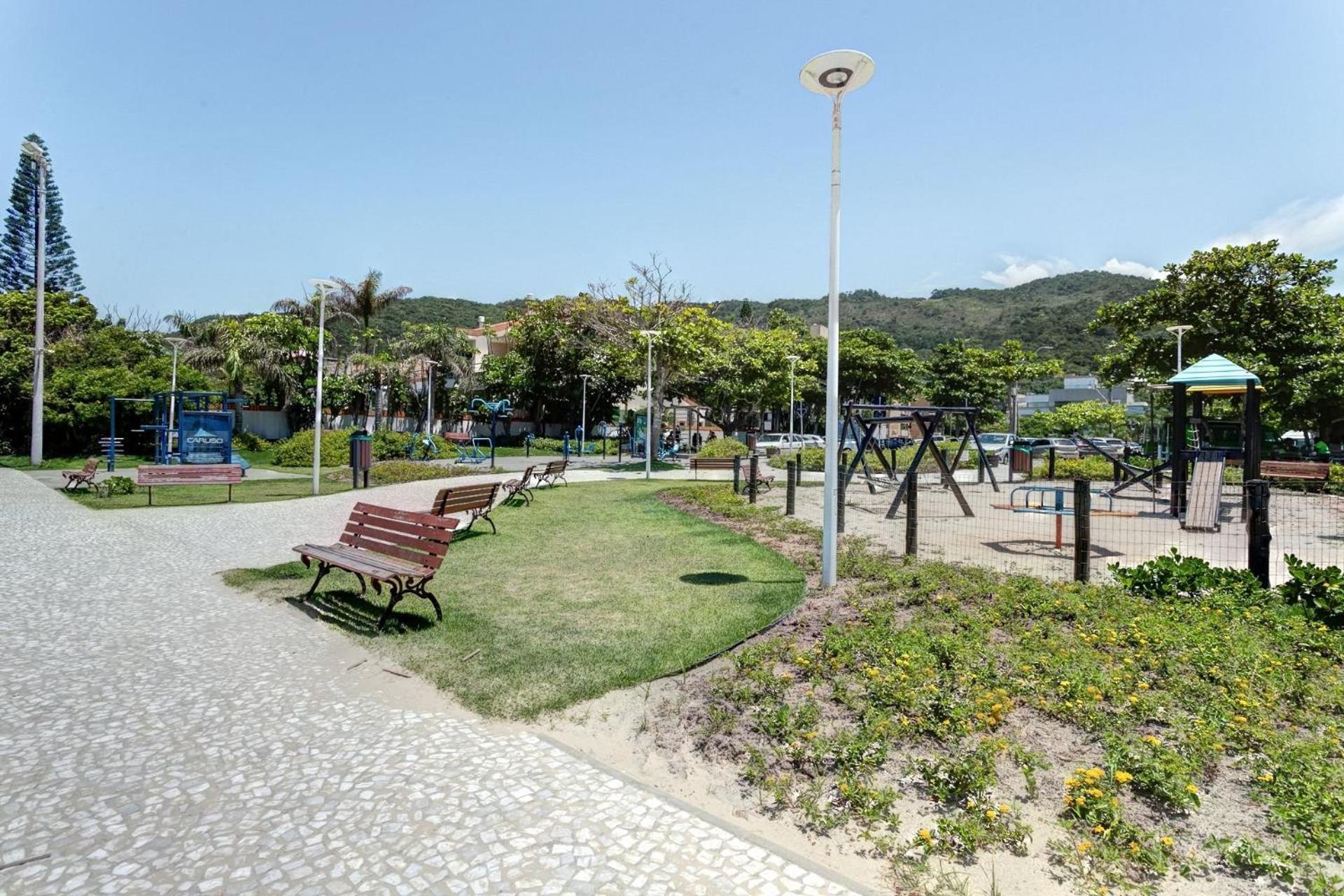 Conforto E Praticidade A 150m Da Com Piscina