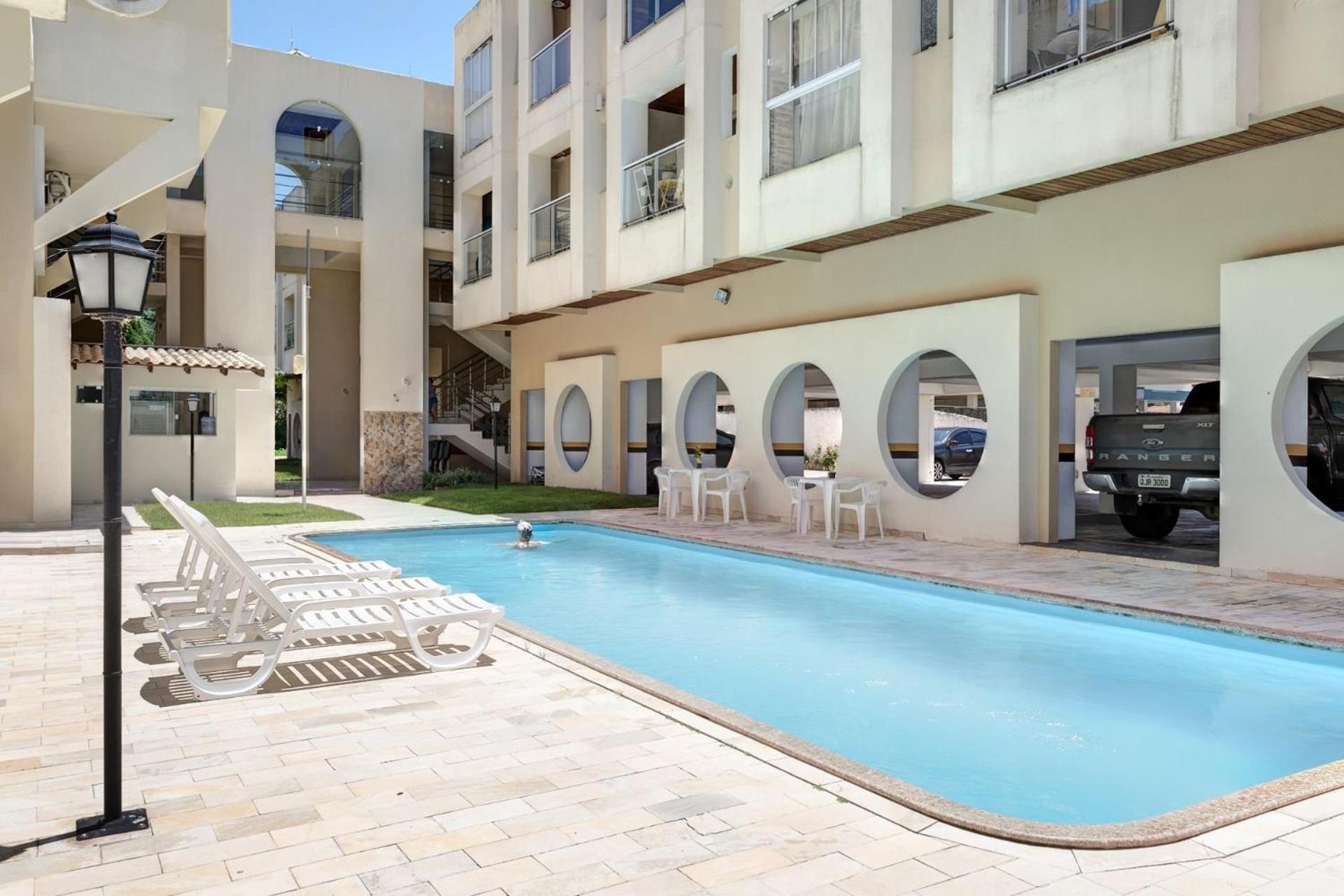 Conforto E Praticidade A 150m Da Com Piscina Apartamento